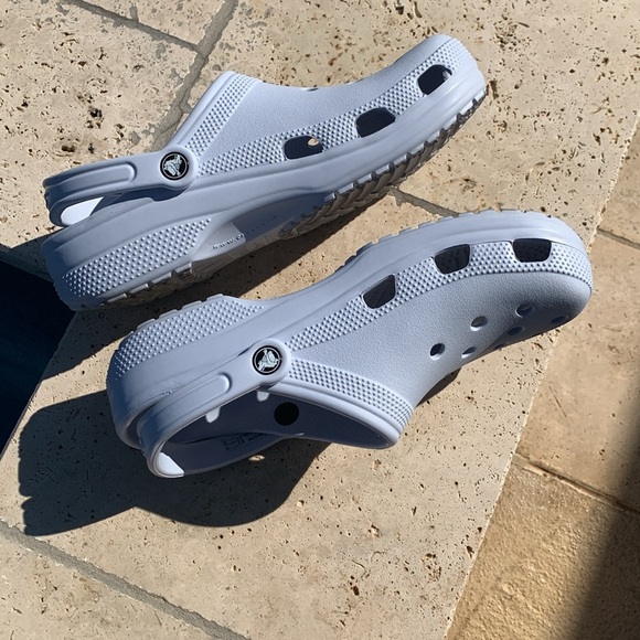 Crocs Classic clogs ladies size 11 - Picture 3 of 7